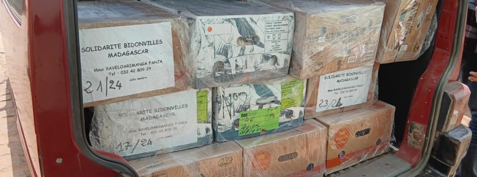 Envoi annuel de matériel.jpg